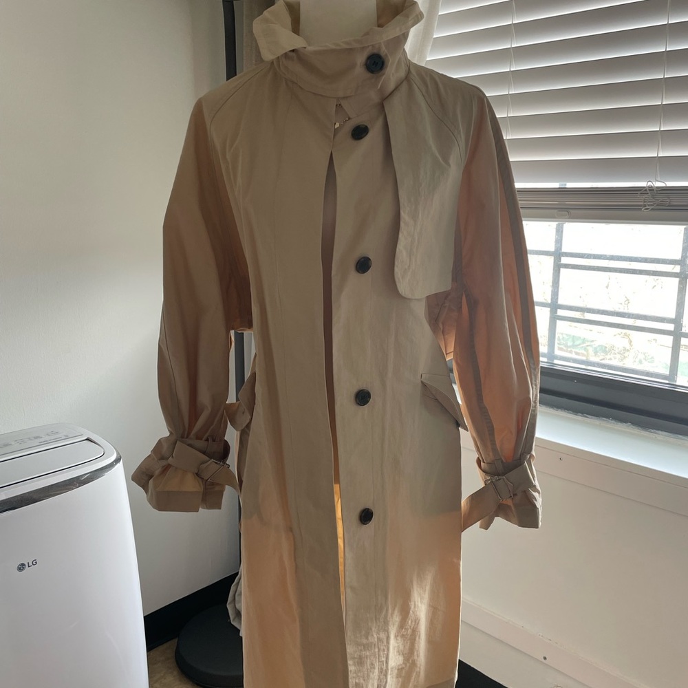 H&M xs/s trench jacket, fashionable